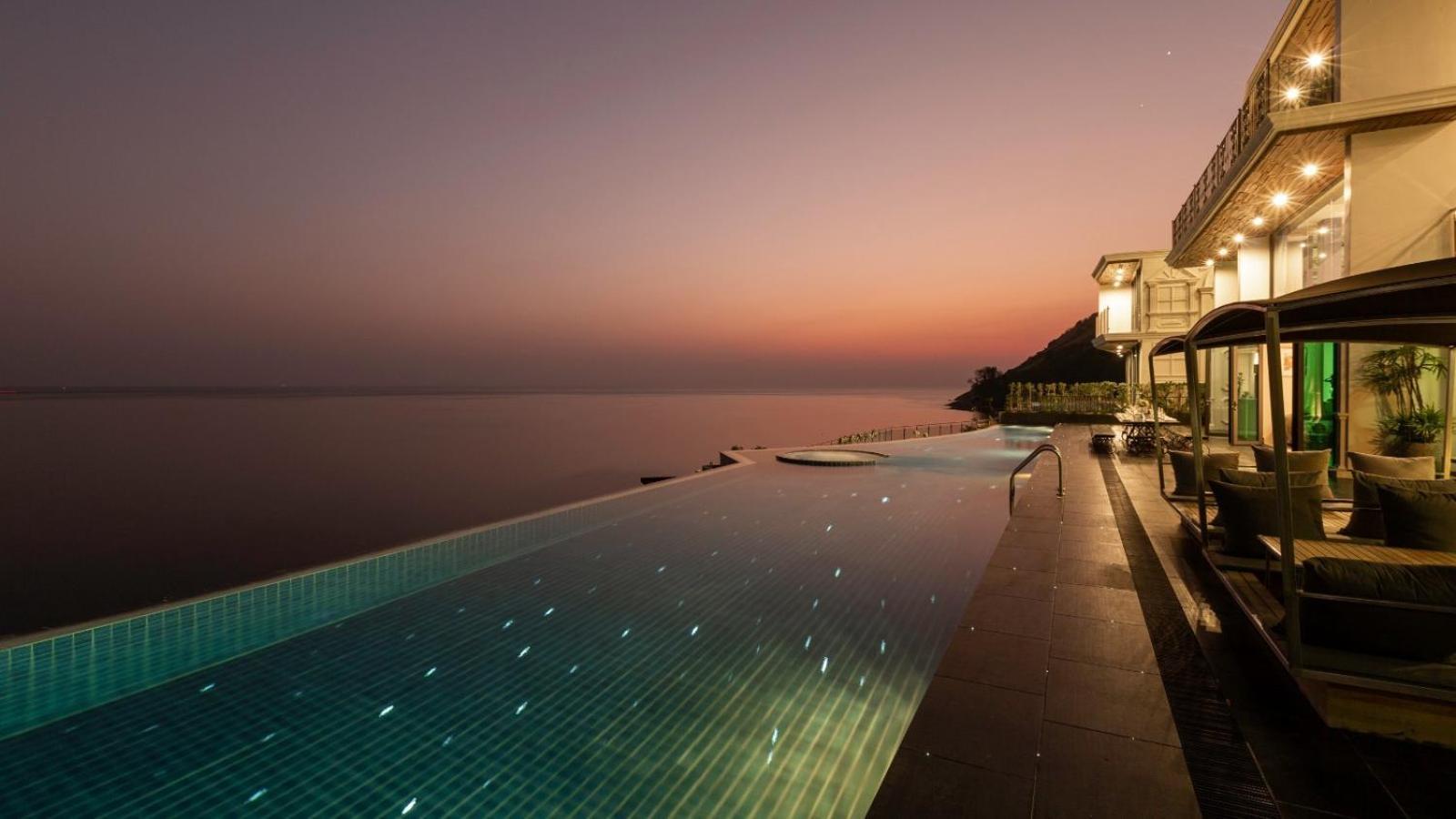 Villa Thousand Cliffs Nai Harn Extérieur photo