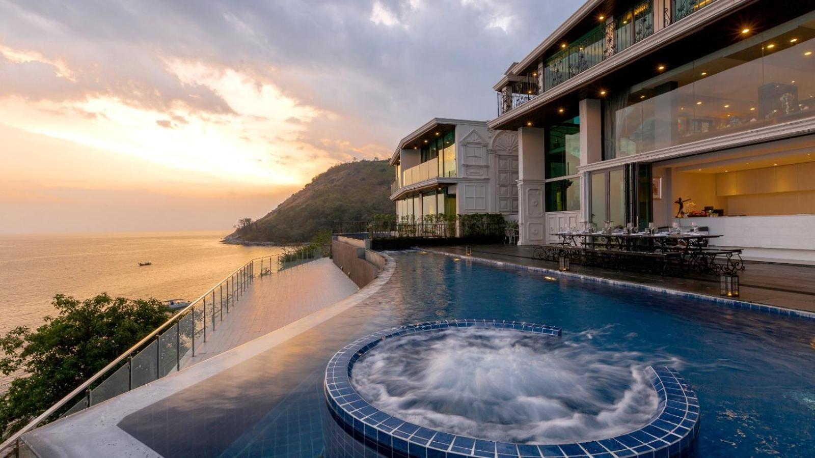 Villa Thousand Cliffs Nai Harn Extérieur photo